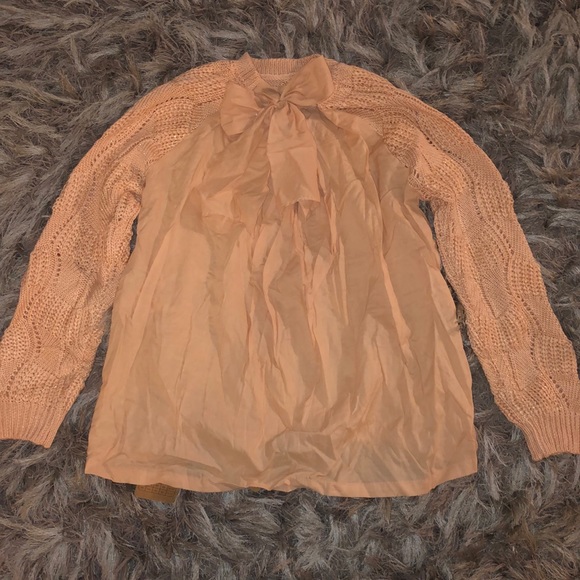 Pink sweater - Picture 1 of 5